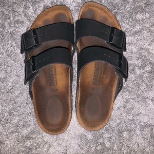 Birkenstocks (BLACK)